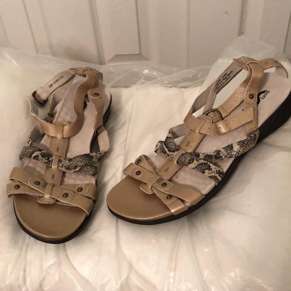 Sandal
